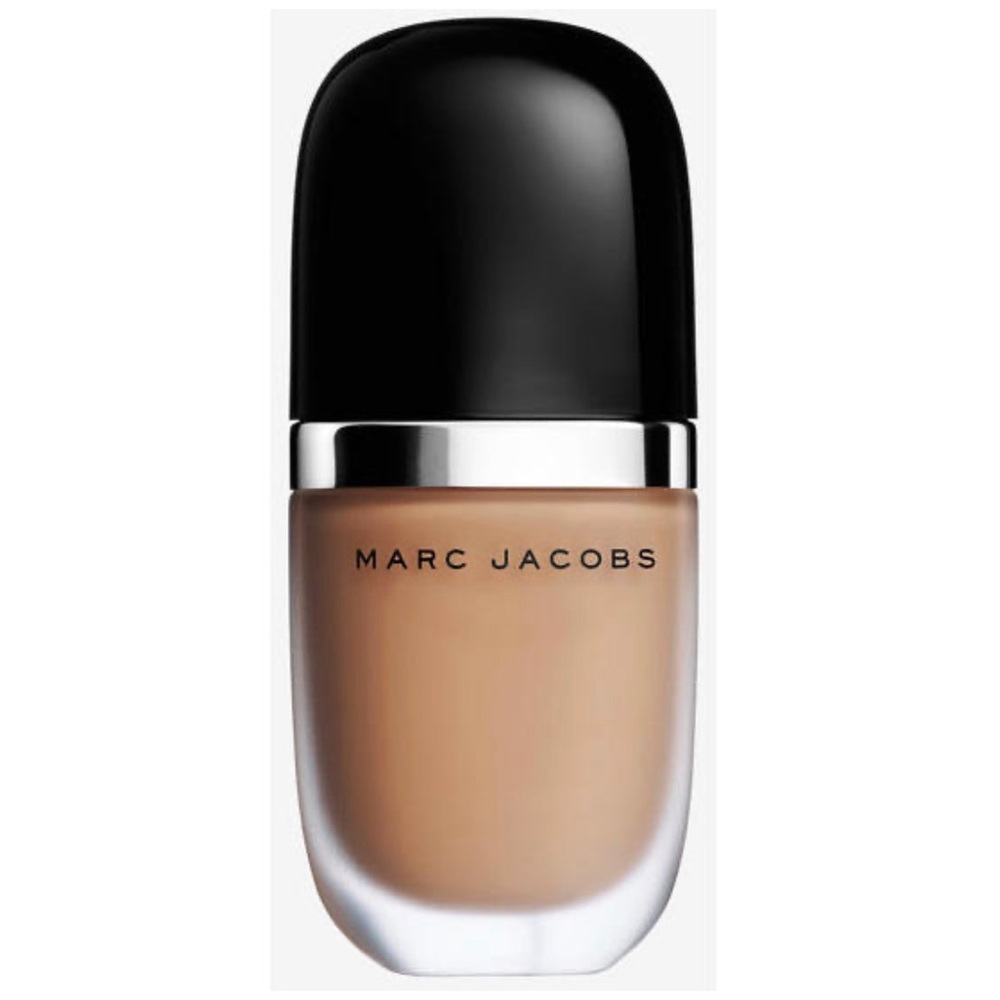 Marc Jacobs 66 Fawn Deep Genius Gel Foundation